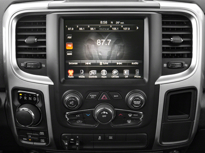 2017 RAM 1500 SLT Crew Cab 4x4 6'4" Box