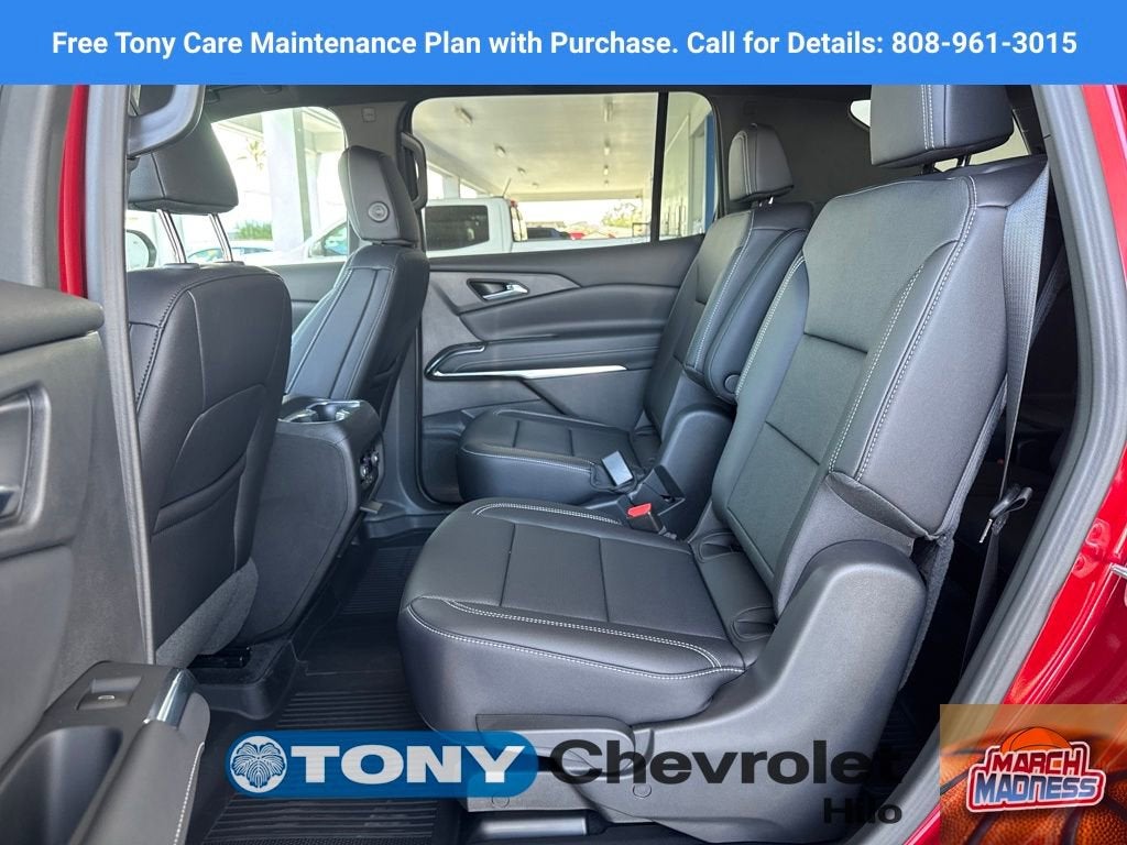 2025 Chevrolet Traverse LT