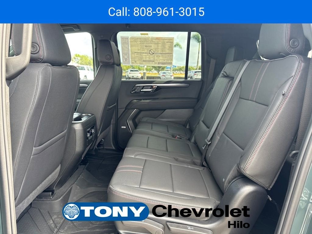 2025 Chevrolet Suburban RST