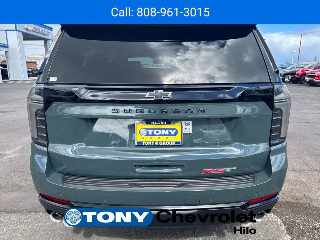 2025 Chevrolet Suburban RST