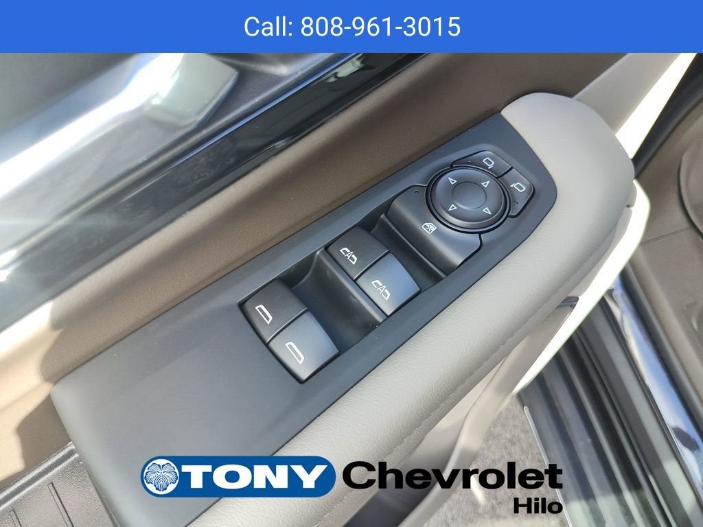 2025 Chevrolet Suburban LS