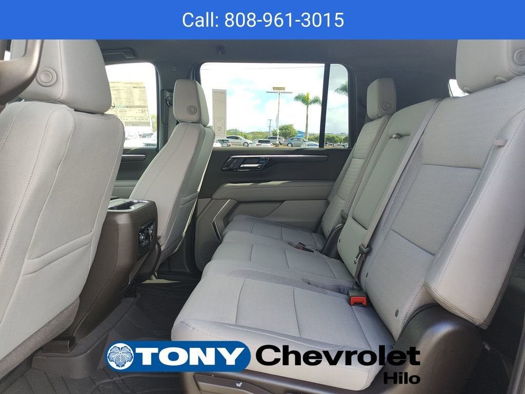 2025 Chevrolet Suburban LS