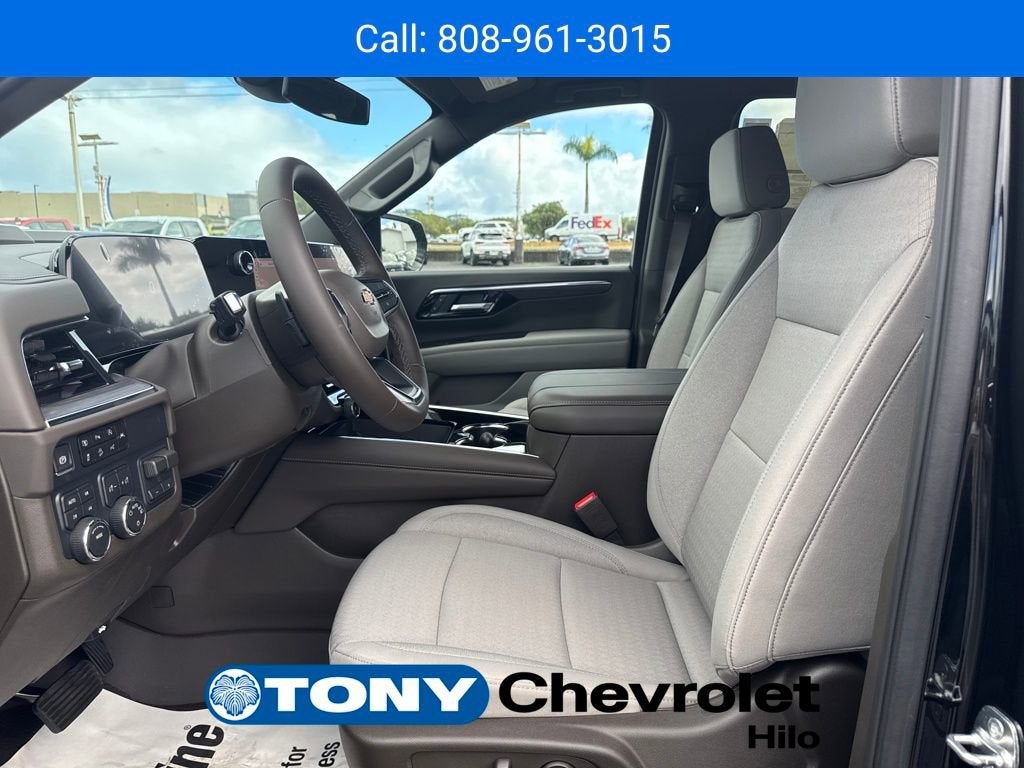 2025 Chevrolet Suburban LS