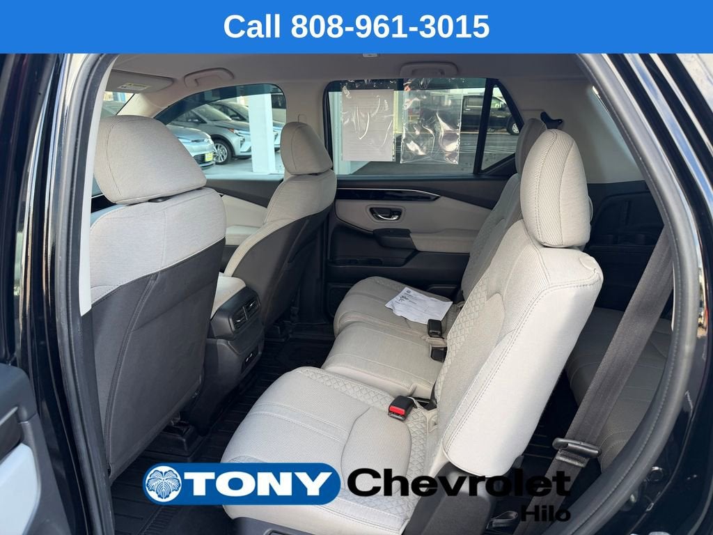 2023 Honda Pilot LX