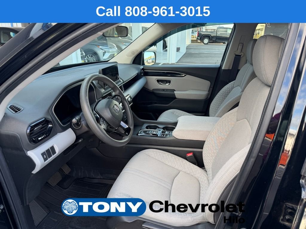 2023 Honda Pilot LX
