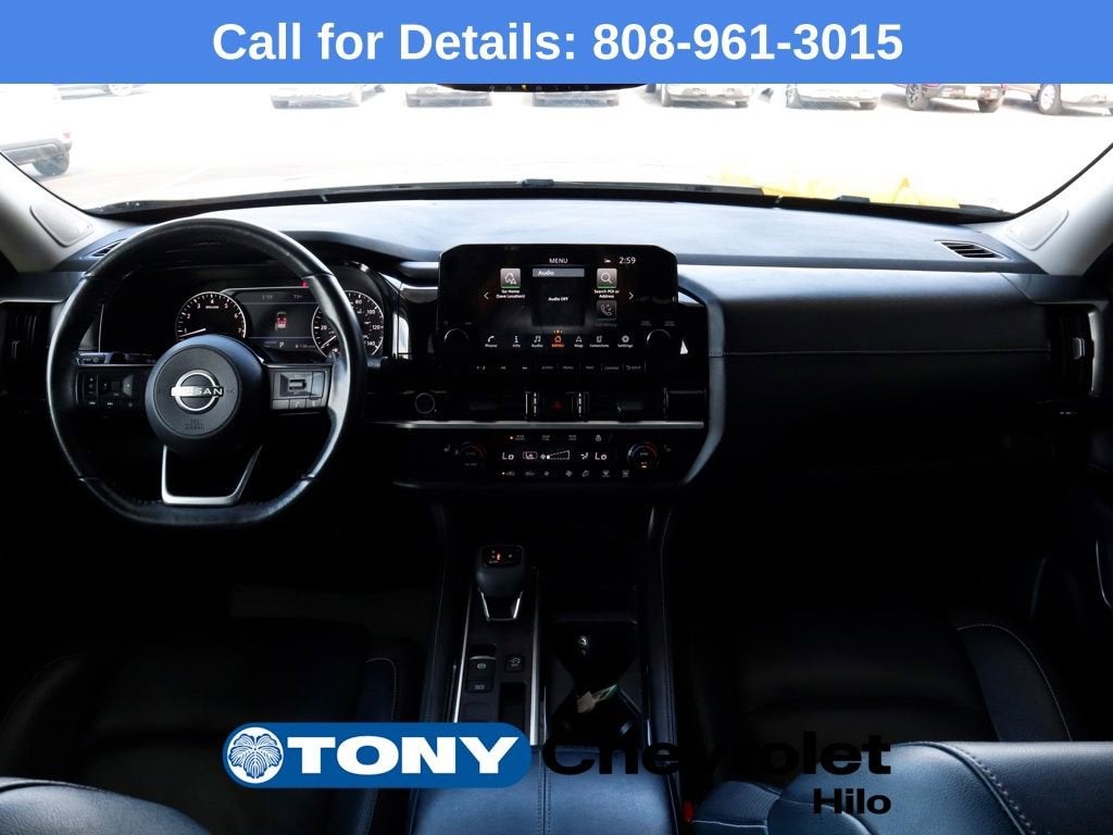 2022 Nissan Pathfinder SL