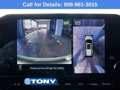 2022 Nissan Pathfinder SL