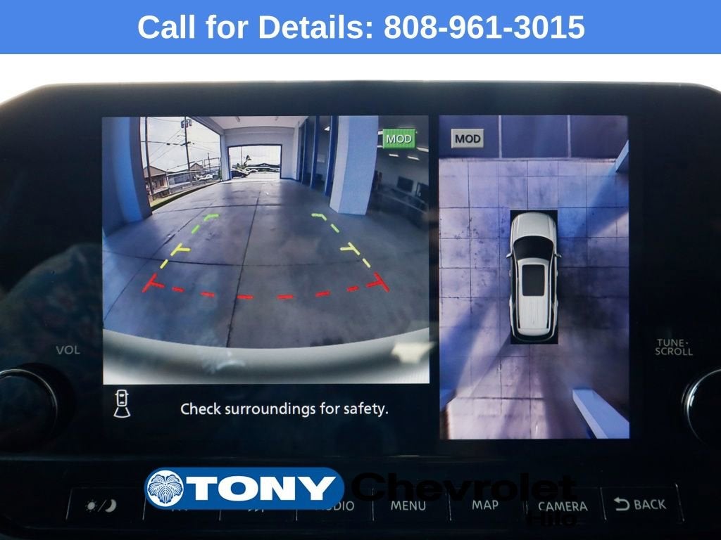 2022 Nissan Pathfinder SL