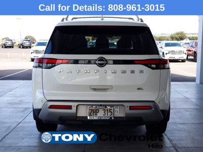 2022 Nissan Pathfinder SL