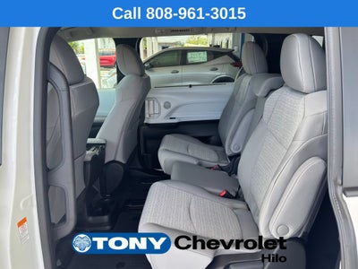 2026 Toyota Sienna LE
