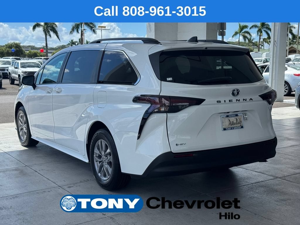2026 Toyota Sienna LE