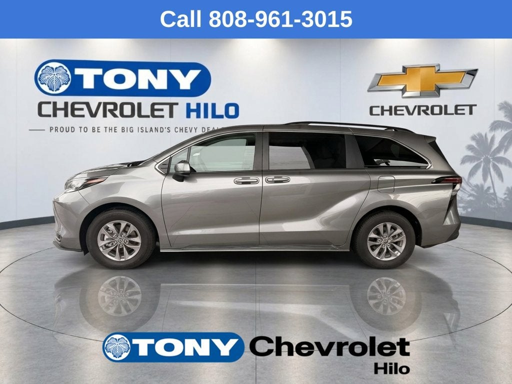 2026 Toyota Sienna LE