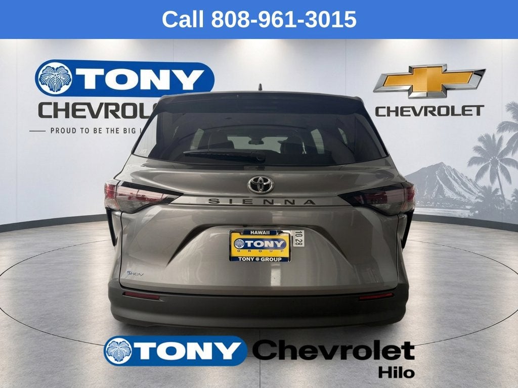 2026 Toyota Sienna LE