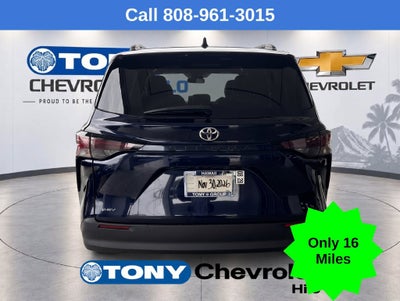 2026 Toyota Sienna LE