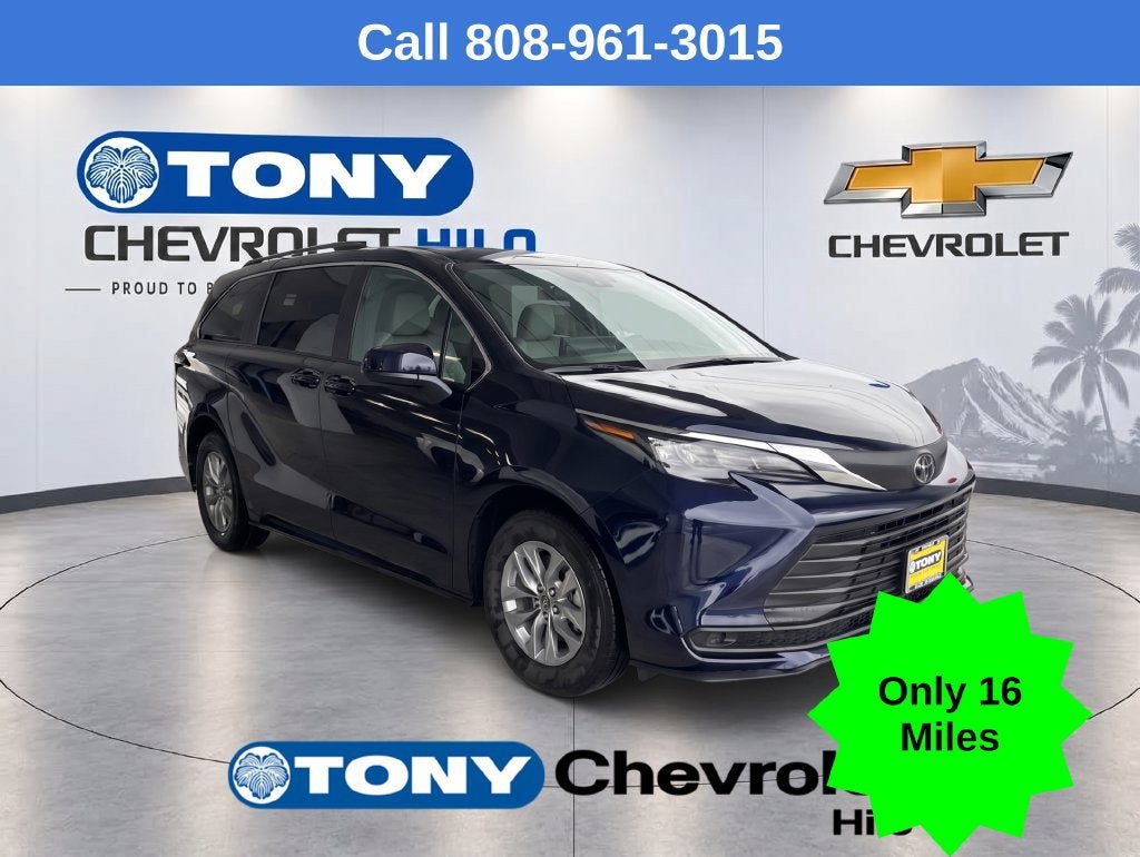 2026 Toyota Sienna LE