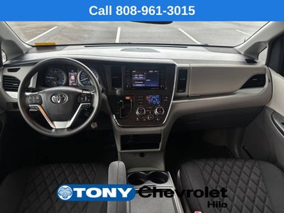 2018 Toyota Sienna LE 8 Passenger