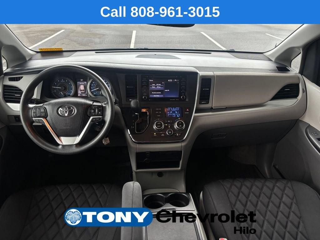 2018 Toyota Sienna LE 8 Passenger