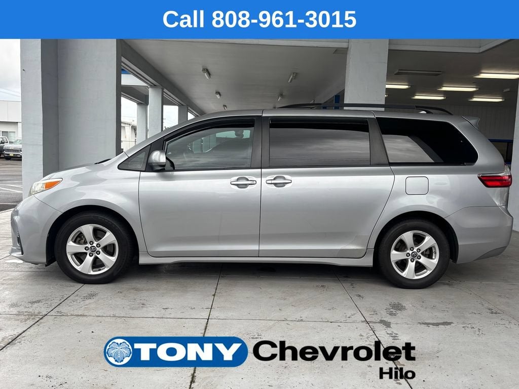 2018 Toyota Sienna LE 8 Passenger