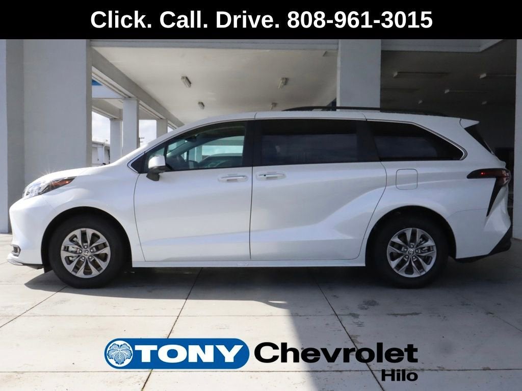 2026 Toyota Sienna XLE