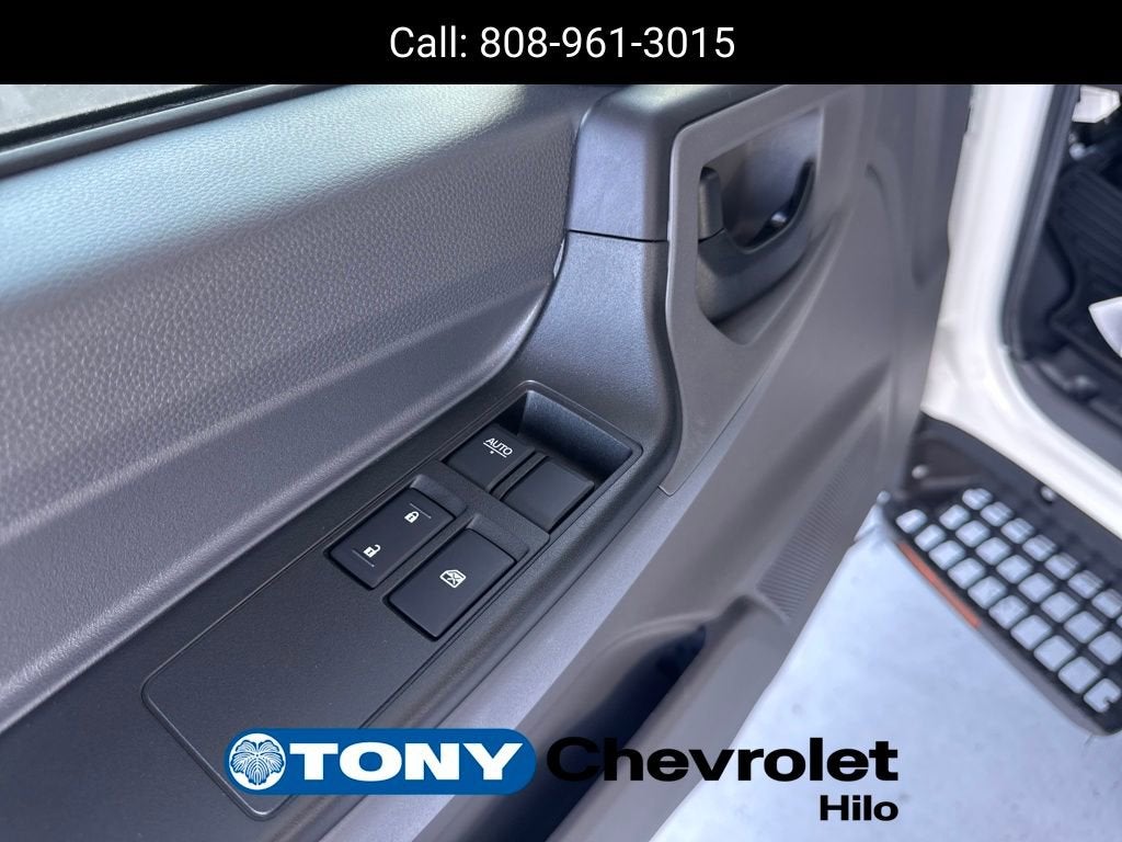 2025 Chevrolet Low Cab Forward 4500 HD 2WD Reg Cab 176"