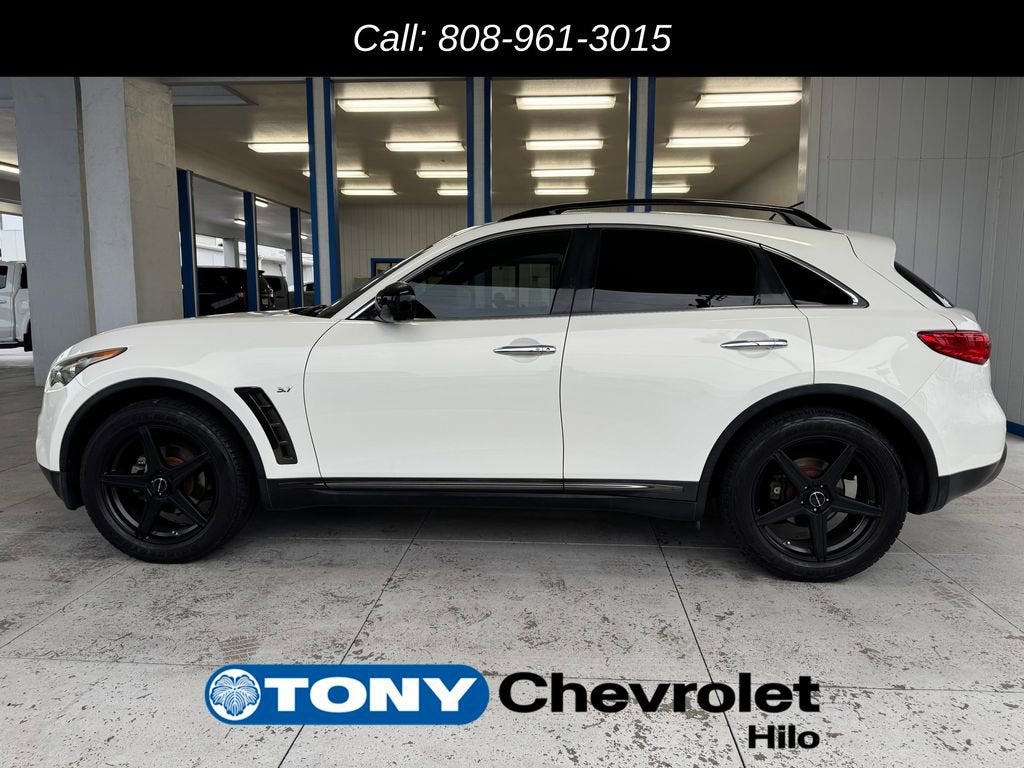 2015 INFINITI QX70 RWD 4dr