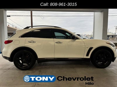2015 INFINITI QX70 RWD 4dr