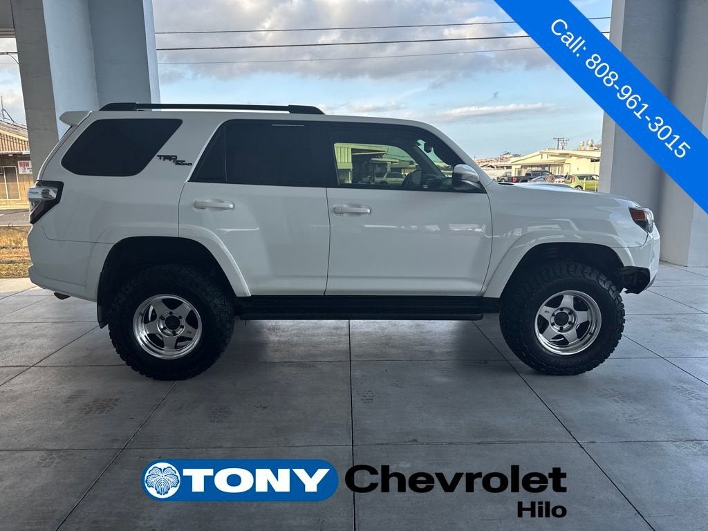 2022 Toyota 4Runner TRD Off Road